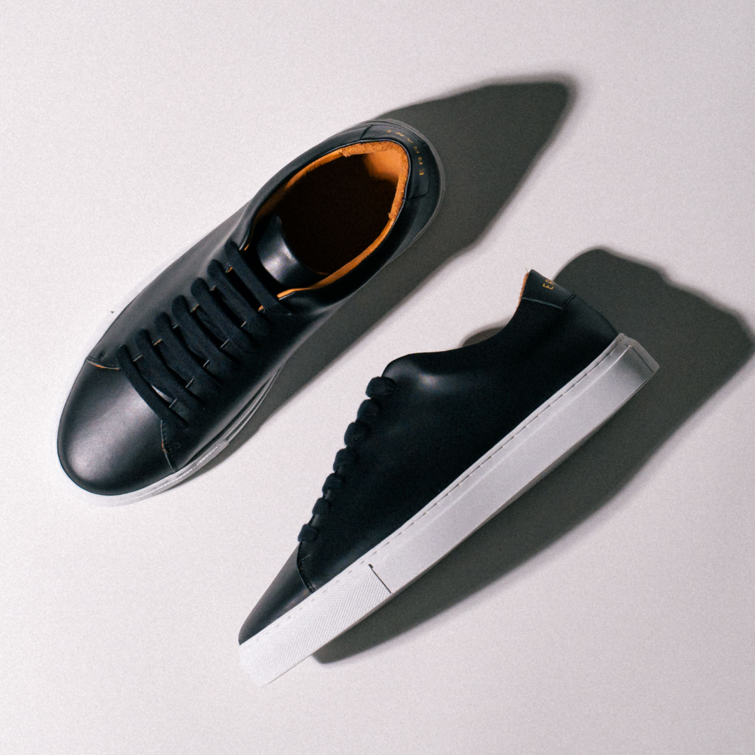 Essential Sneaker - Black Classy