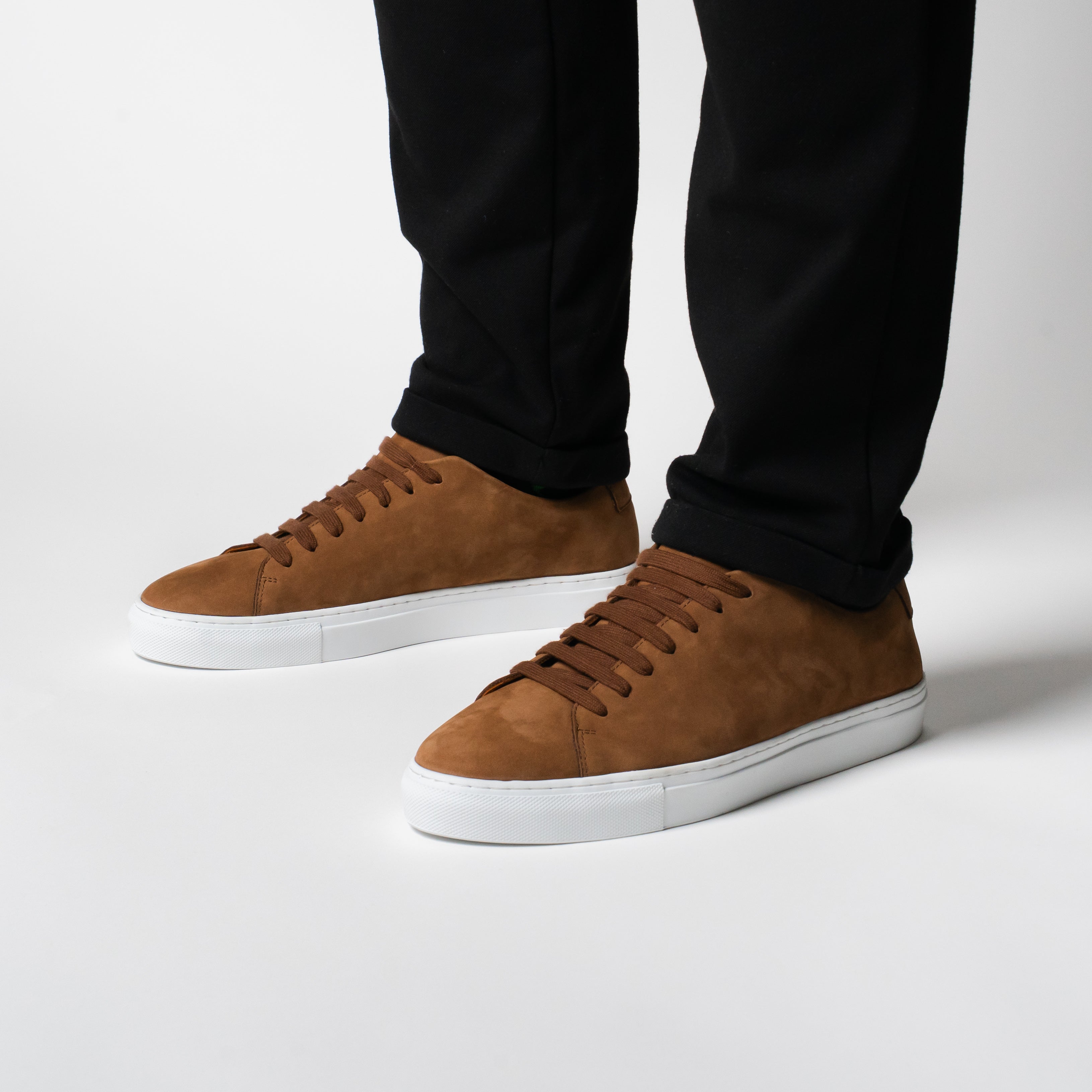 Classy Sneaker - Chestnut