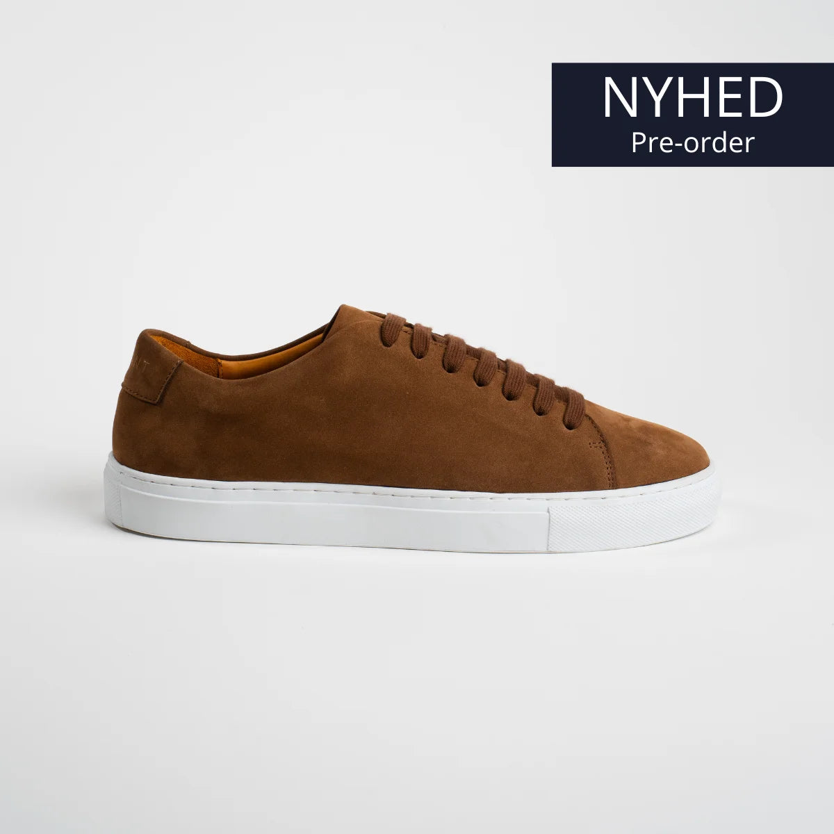 Classy Sneaker - Chestnut