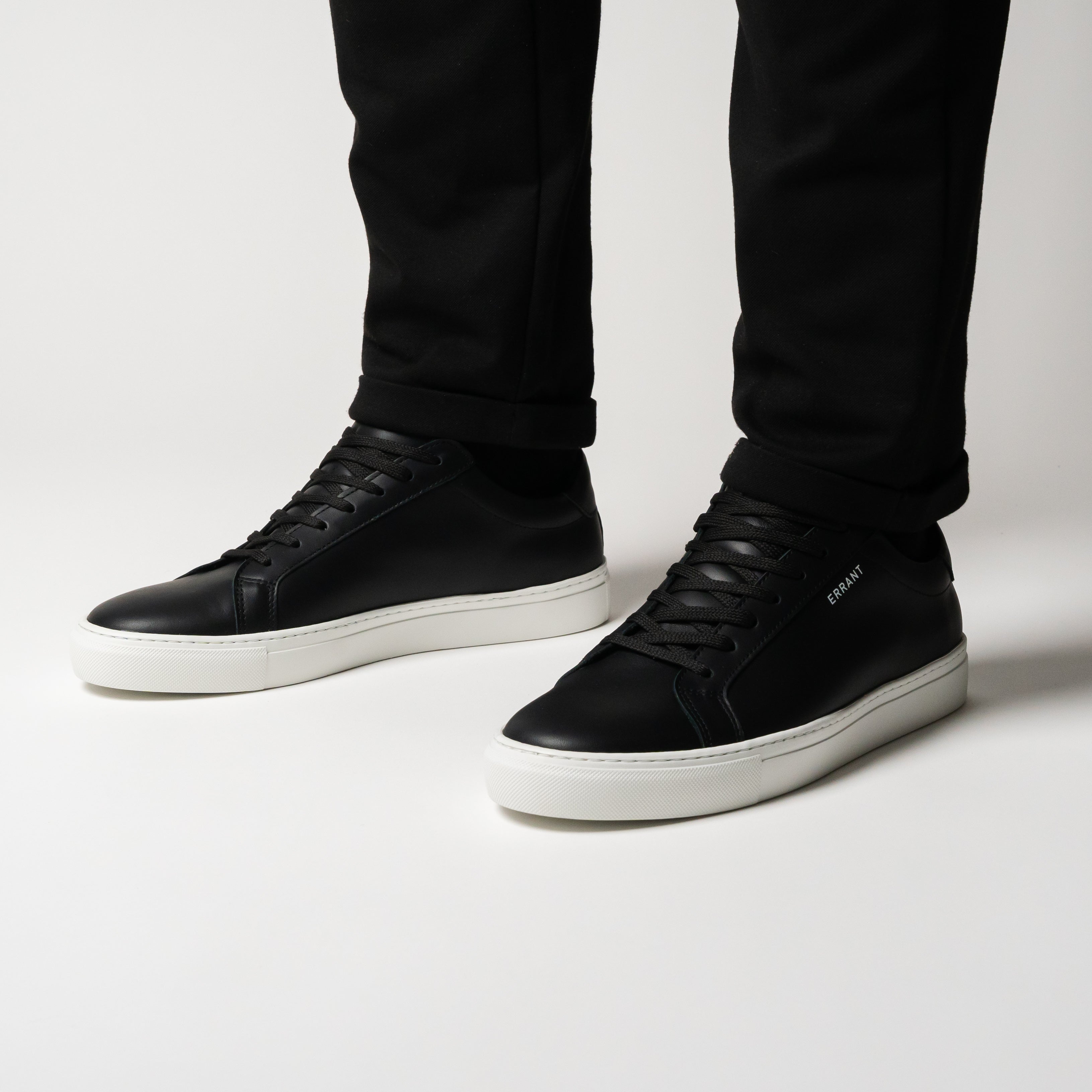 Essential Sneaker - Black