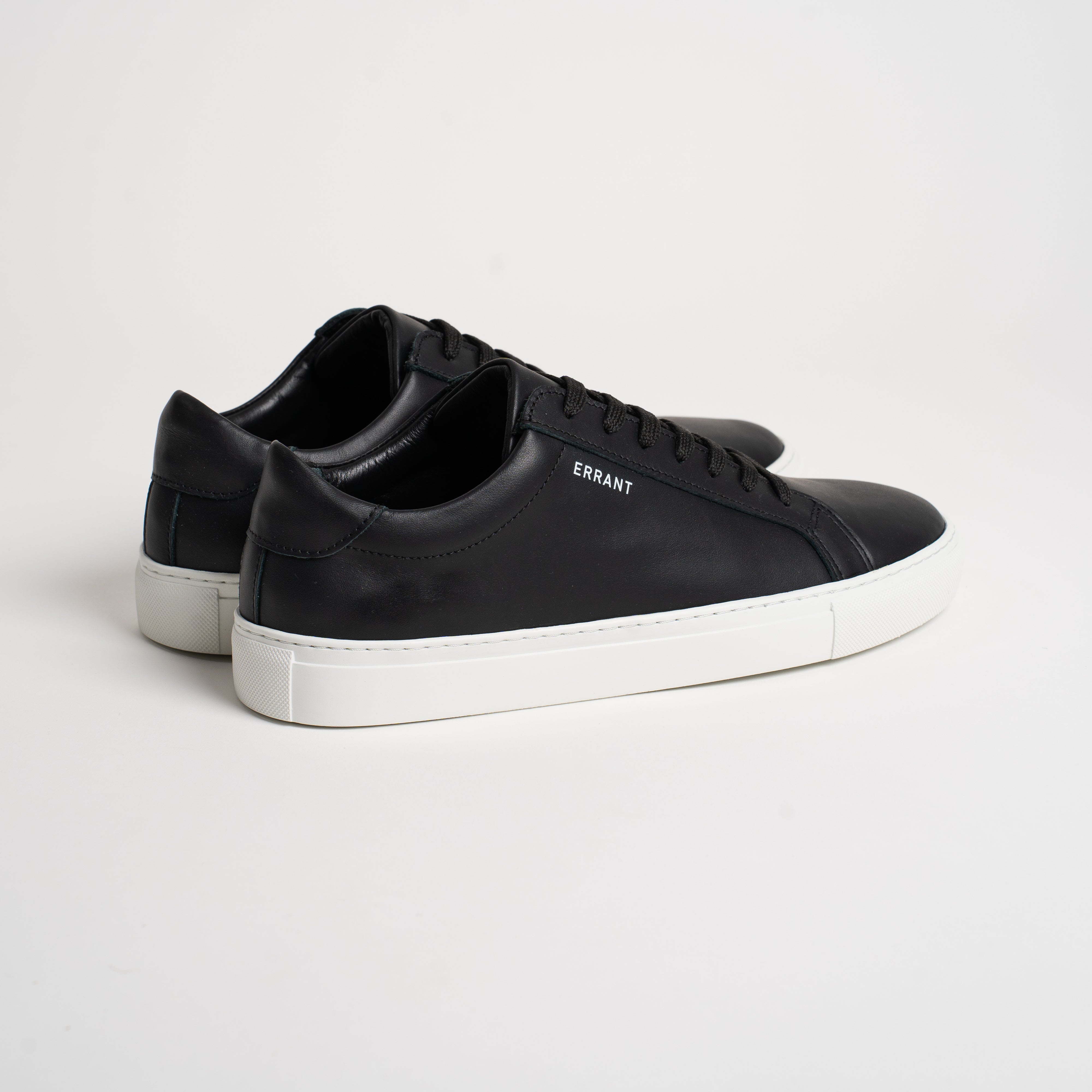 Essential Sneaker - Black